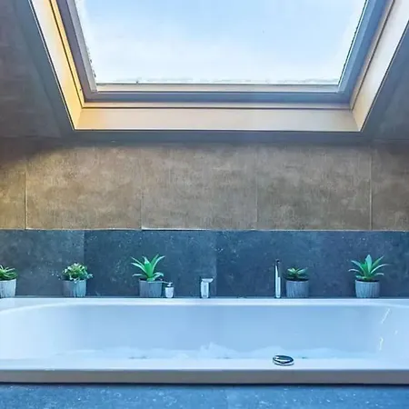 With Private Pool In 350 M² Villa *